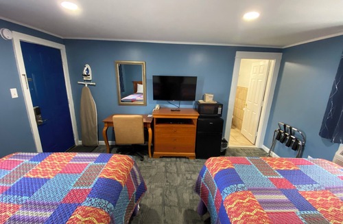 Claremont Hotel | Royal Inn Claremont