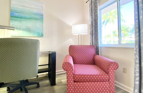Royal Palm Beach Hotel | Royal Inn Hotel