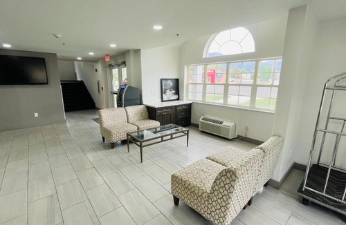 Midvale Hotel | Royal Inn Midvale