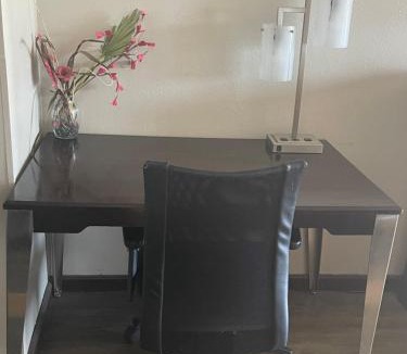 Mountain Grove Hotel | Royal Inn & Suites