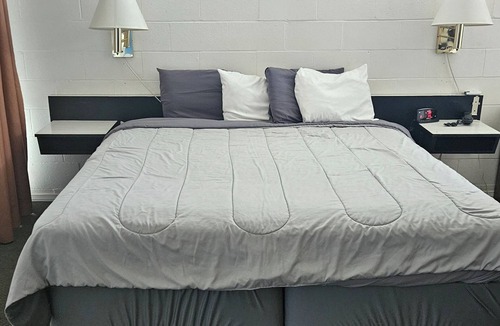 Casper Hotel | Royal Inn