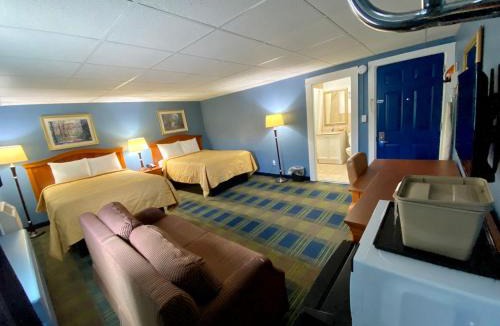 Claremont Hotel | Royal Inn