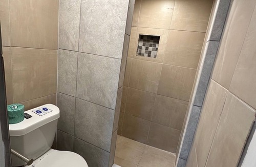 Kenedy Hotel | Royal Inn