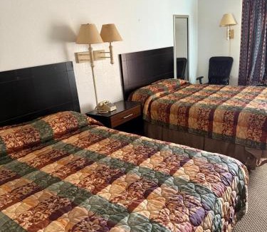 Central Oklahoma City Hotel | Royal Inn