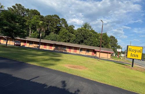 Quincy Hotel | Royal inn