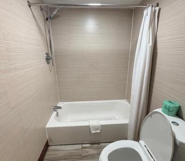 North Chesterfield Hotel | Royal Inn