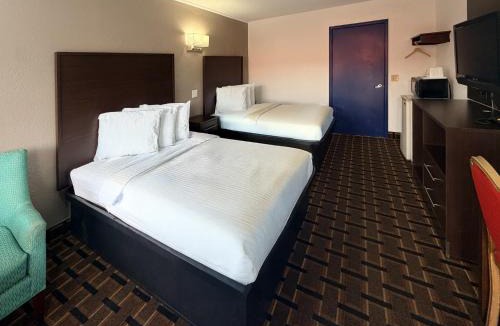 North Chesterfield Hotel | Royal Inn