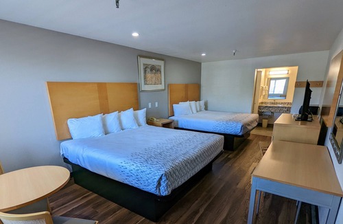 South San Francisco Hotel | Royal Inn