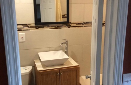 Green Acres Hotel | Royal Inn