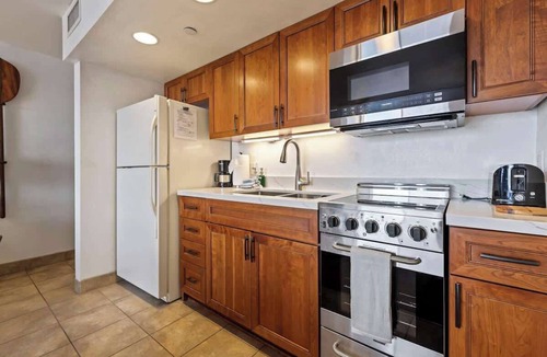 Kahana Apartment | Royal Kahana 1004