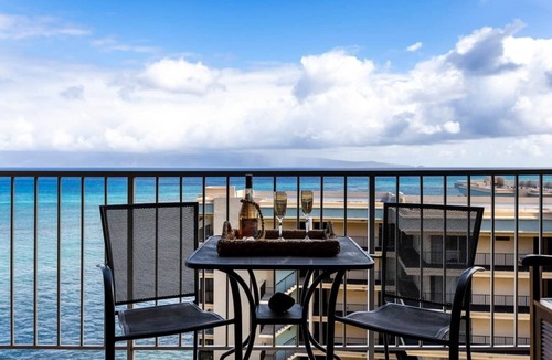 Kahana Apartment | Royal Kahana 1004