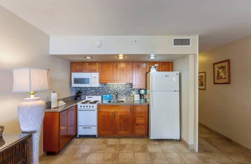 Kahana Condo | Royal Kahana 505