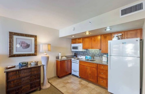 Kahana Condo | Royal Kahana 505