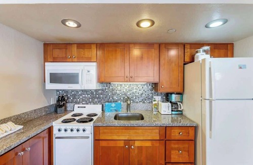 Kahana Condo | Royal Kahana 505