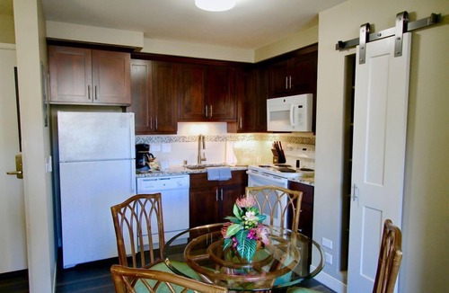 Waikiki Condo | Royal Kuhio