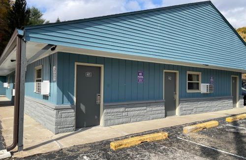 Martinsville Hotel | Royal Motel