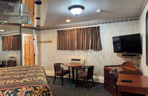 Secaucus Hotel | Royal Motel