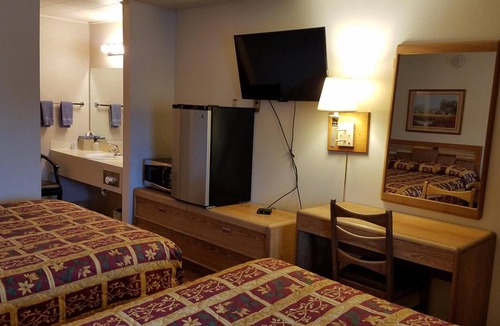 La Grande Hotel | Royal Motor Inn