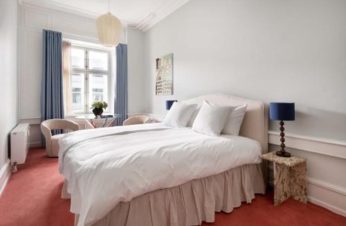 Copenhagen K Apartment | Royal Neighbors - 4 bedrooms - 2 bathrooms