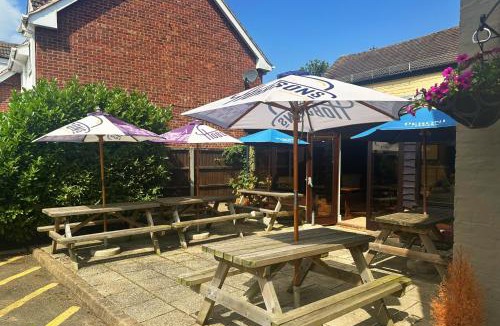 Severn Stoke House | ROYAL OAK