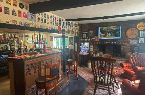 Severn Stoke House | ROYAL OAK