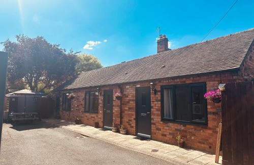 Severn Stoke House | ROYAL OAK