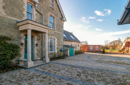 Shaftesbury House | Royal Oak House