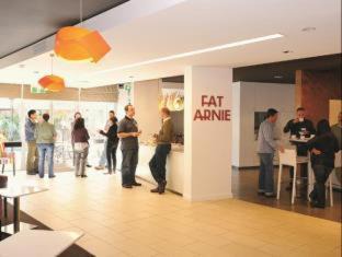 Lane Cove North Hotel | Royal Pacific Hotel