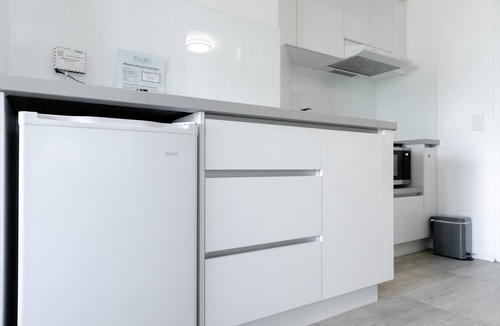 Biggera Waters Apartment | Royal Pacific Resort