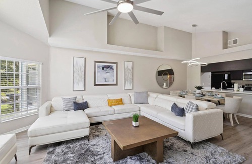 Florida Central Atlantic Coast Condo | Royal Palm/Beautiful condo close to Disney/Communal pool and Spa/Themed Bedrooms