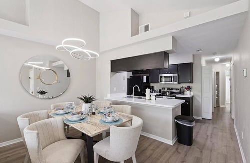 Florida Central Atlantic Coast Condo | Royal Palm/Beautiful condo close to Disney/Communal pool and Spa/Themed Bedrooms