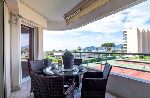 La Bocca Apartment | Royal Palm by Interhome