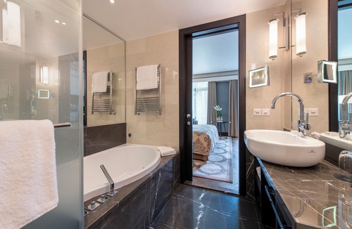 Lausanne Hotel | Royal Savoy Hotel & Spa