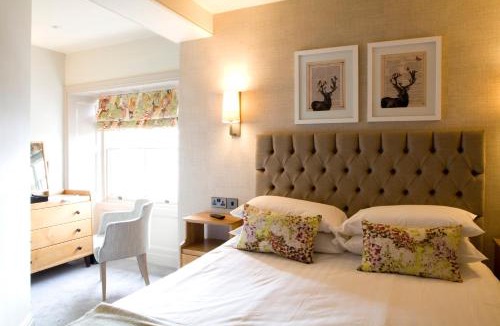 Dolgellau Hotel | Royal Ship