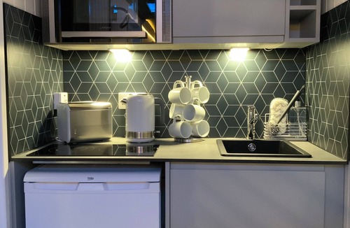 Kincardine O'Neil Cabin | Royal Snug & WEE Snug