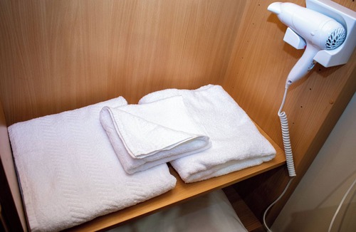 Marston Green Hotel | Royal Square Hotel - BHX & NEC