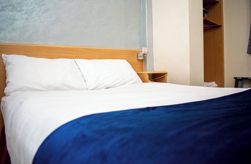 Marston Green Hotel | Royal Square Hotel - BHX & NEC