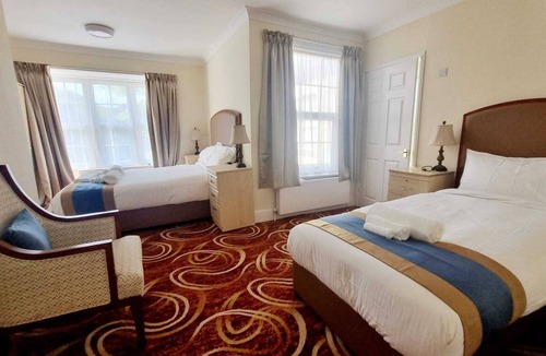 Wickham Bed & Breakfast | Royal Swan Ashley Manor