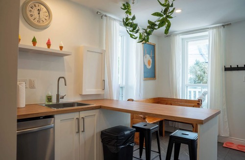 Quartier 5-4 Apartment | Royal Urbain - La Galerie | Pet friendly | Parking