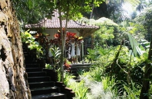 Pakem Villa | Royal Villa traditional Javanese Joglo