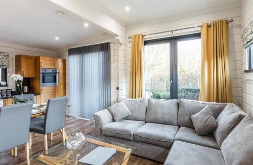 Harlow Resort | Roydon Marina Village