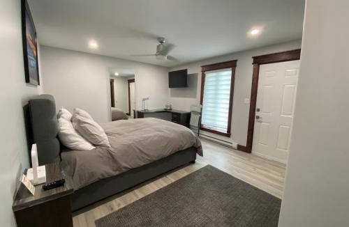 King's Point Hotel | Roy’s