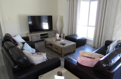 Minlacowie House | Royston Retreat