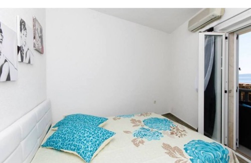 Drasnice House | Rozy's A4+3 Maisonette Apartment