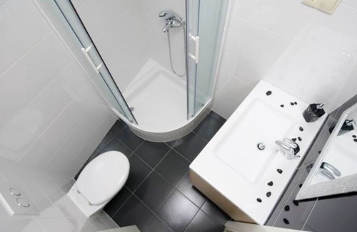 Drasnice House | Rozy's A4+3 Maisonette Apartment