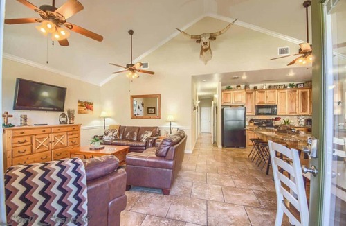 New Braunfels House | RR 94404 #4 Cowboy Lodge Moo Cow Cabins