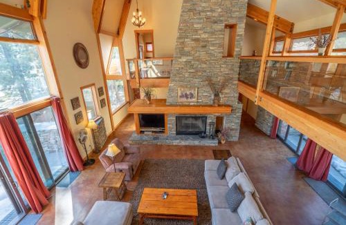 June Lake House | Rr-carson view1 Strap18-005