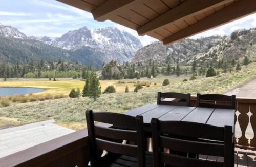 June Lake Apartment | RR-Interlaken 17