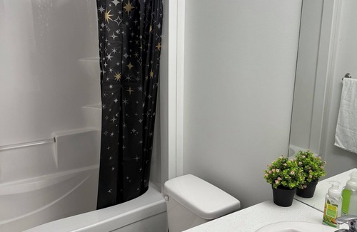 Brandon House | RR Luxury Basement Suite, located in a peaceful and friendly neighborhood