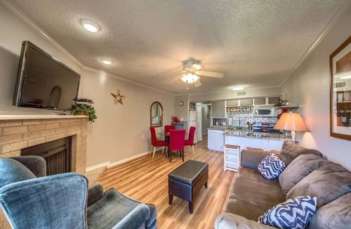 New Braunfels Condo | RRC A203 Sweet Retreat On The Comal